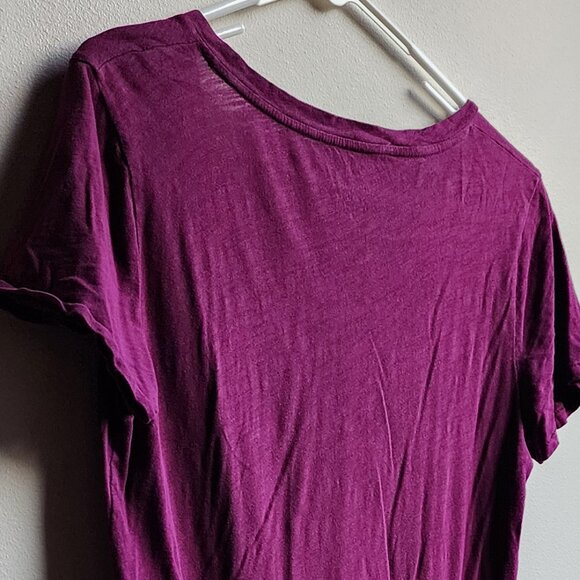 J. Crew Fuchsia Featherweight Slub Cotton V-Neck T-Shirt Size Small - Picture 10 of 13